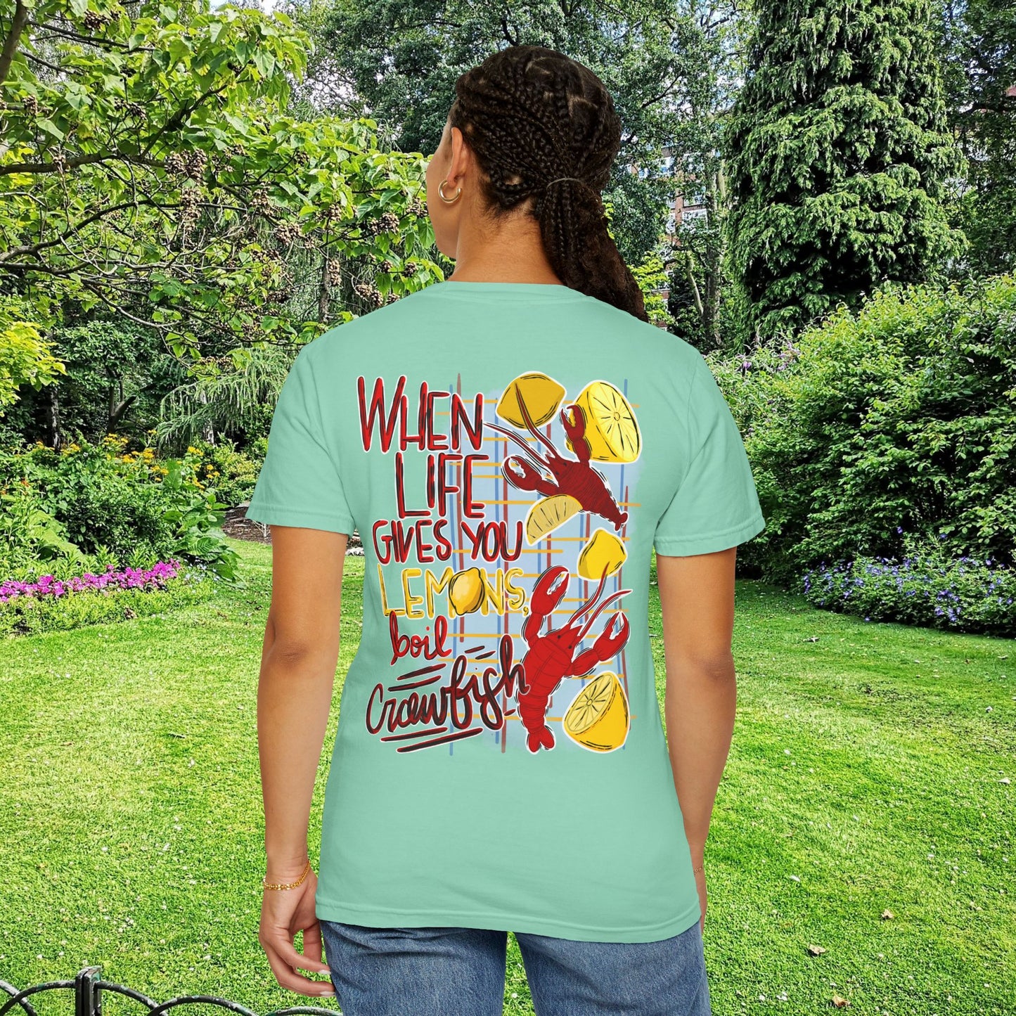 Unisex 'When Life Gives You Lemons, Boil Crawfish' T-Shirt